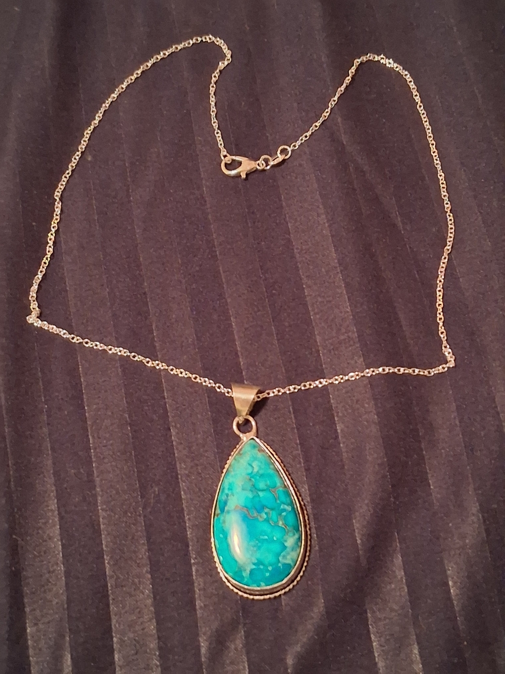 Turquoise Teardrop Pendant Necklace - Gold Tone